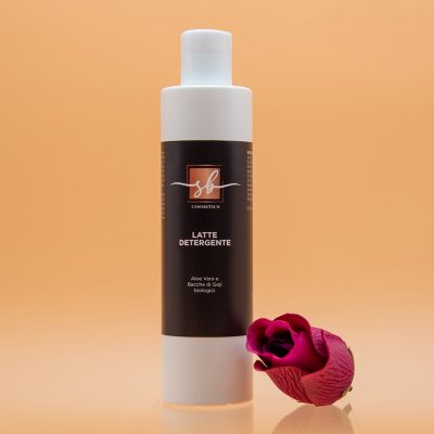 LATTE DETERGENTE IDRATANTE - ALOE VERA E BACCHE DI GOJI BIOLOGICI